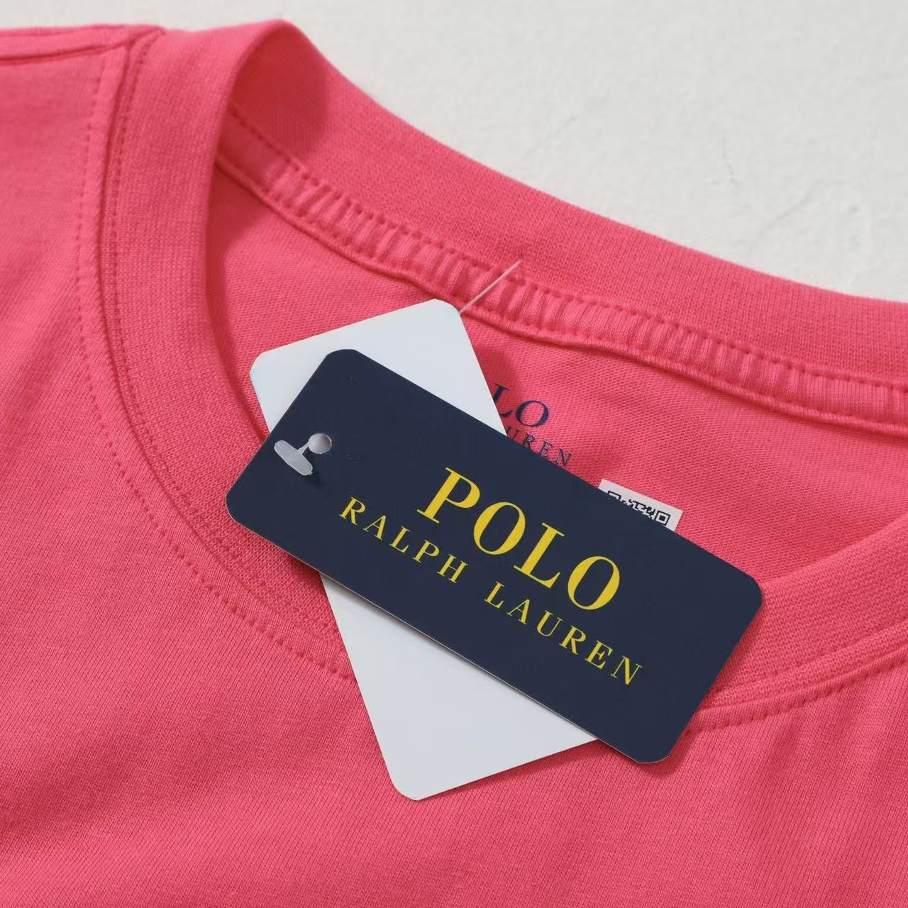 Ralph Lauren Classic Fit Crewneck T-Shirt (Bright pink)