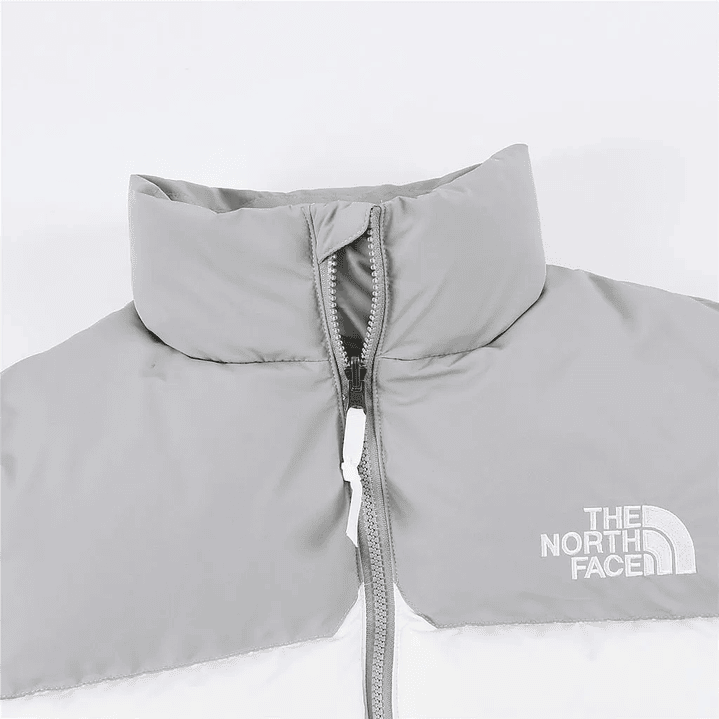 NORTH FACE 1992 RETRO NUPTSE WHITE JACKET - S TO 2XL