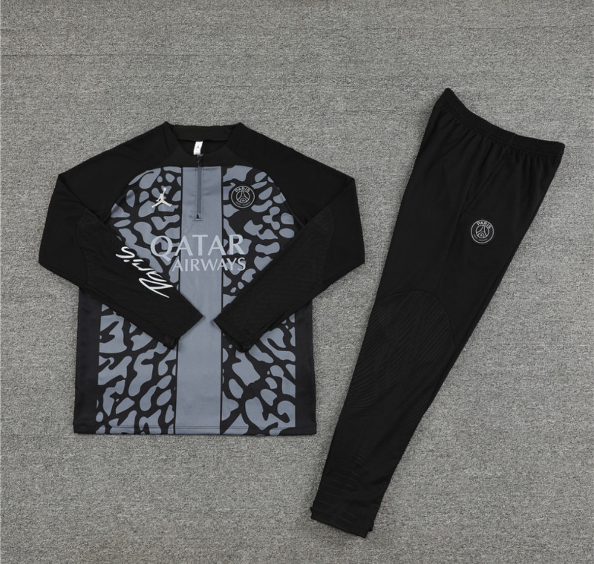PSG Winter Tracksuit Set (Black/Gray