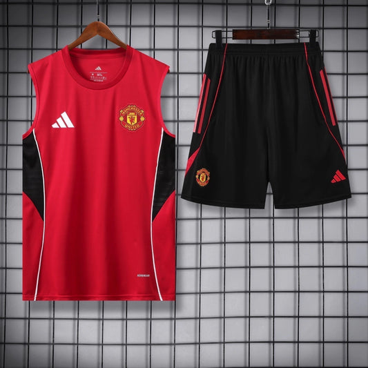 Manchester United training set